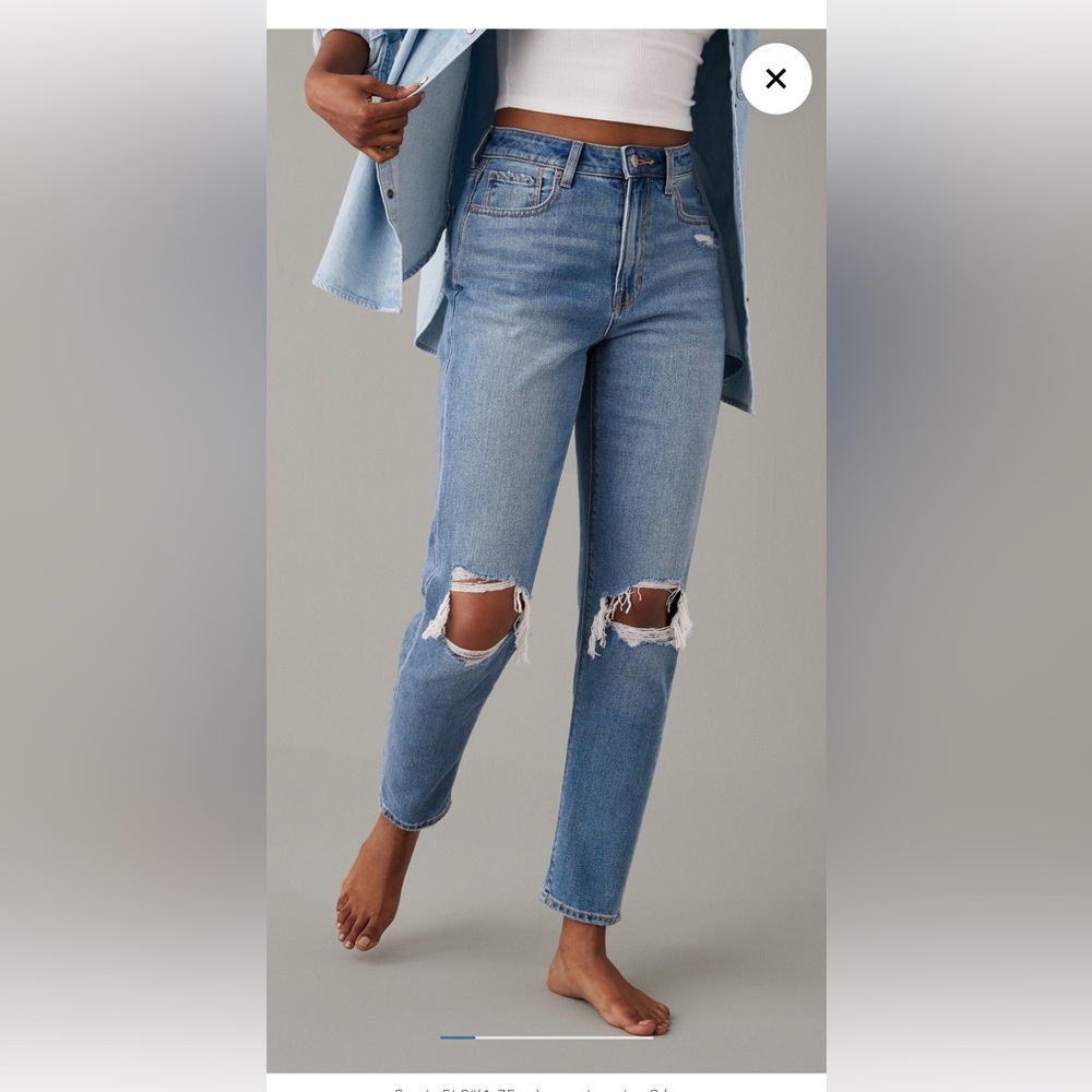 Women’s American Eagle Mom Jean